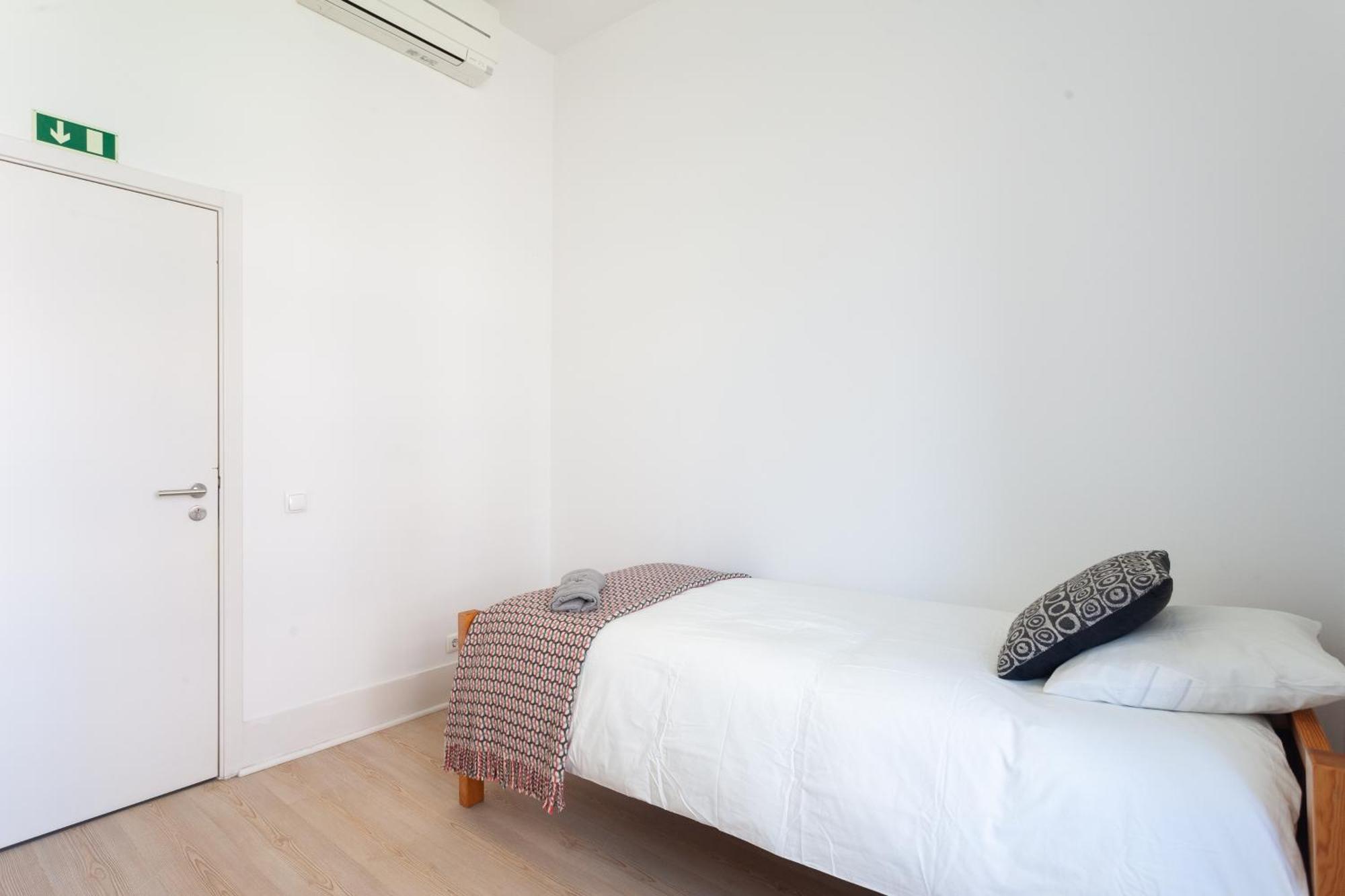 Avenida Liberdade Guesthouse Лиссабон Экстерьер фото