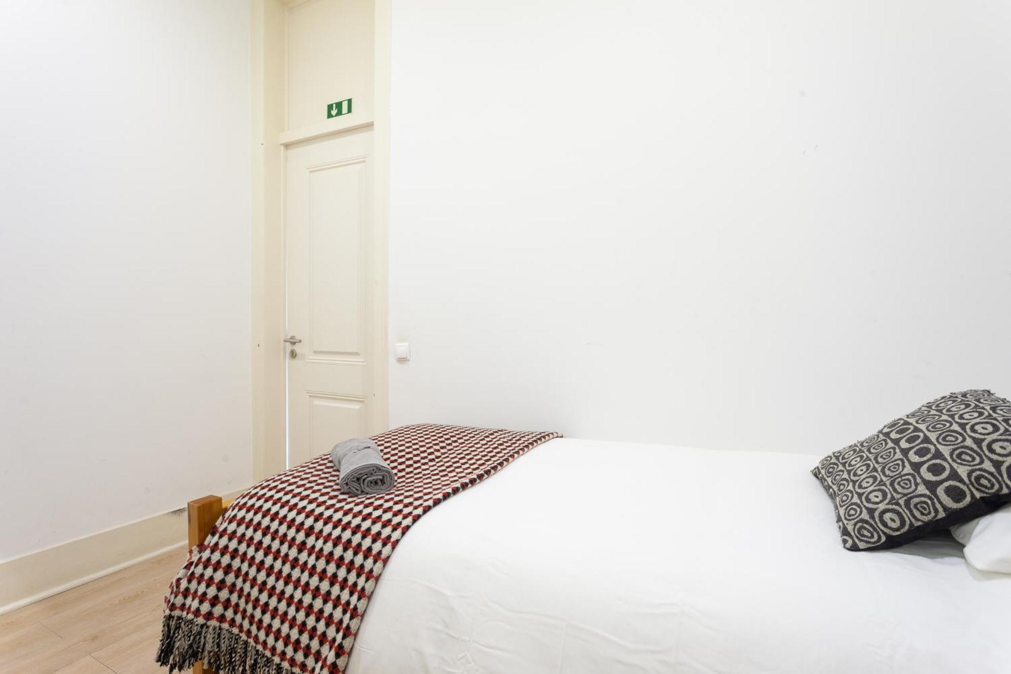 Avenida Liberdade Guesthouse Лиссабон Экстерьер фото